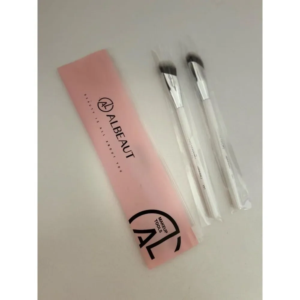 193 2pcs White Angled Under Eye Makeup Precision Face Blending concealer brushes